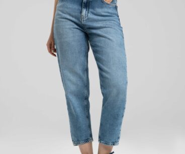 شلوار جین مام فیت