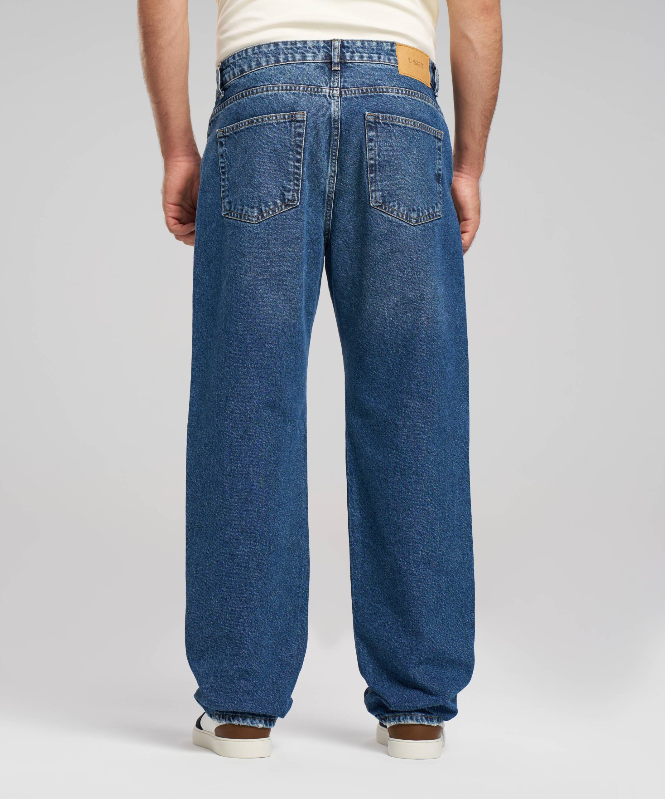 شلوار جین نیم بگ مردانه