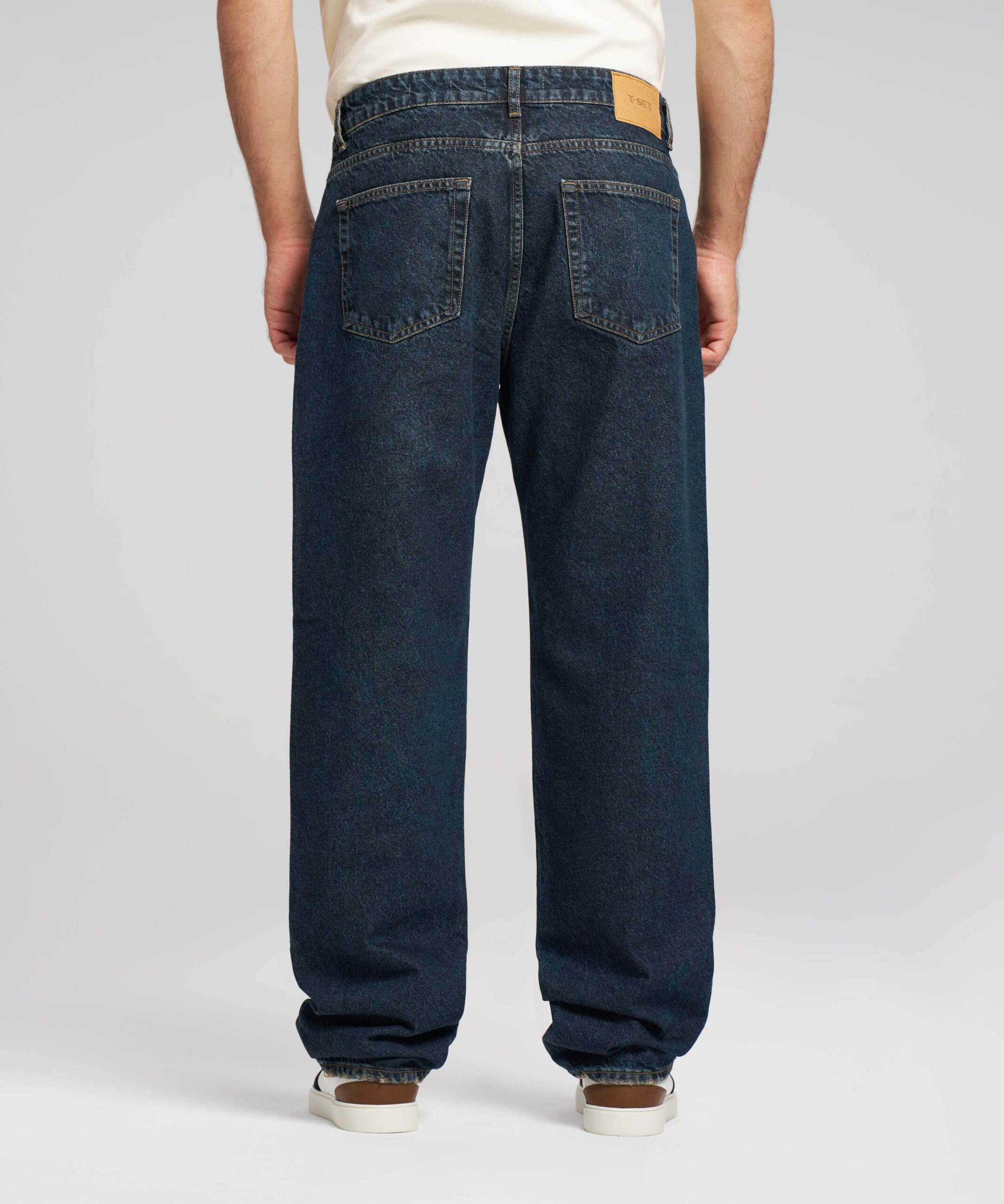 شلوار جین نیم بگ مردانه