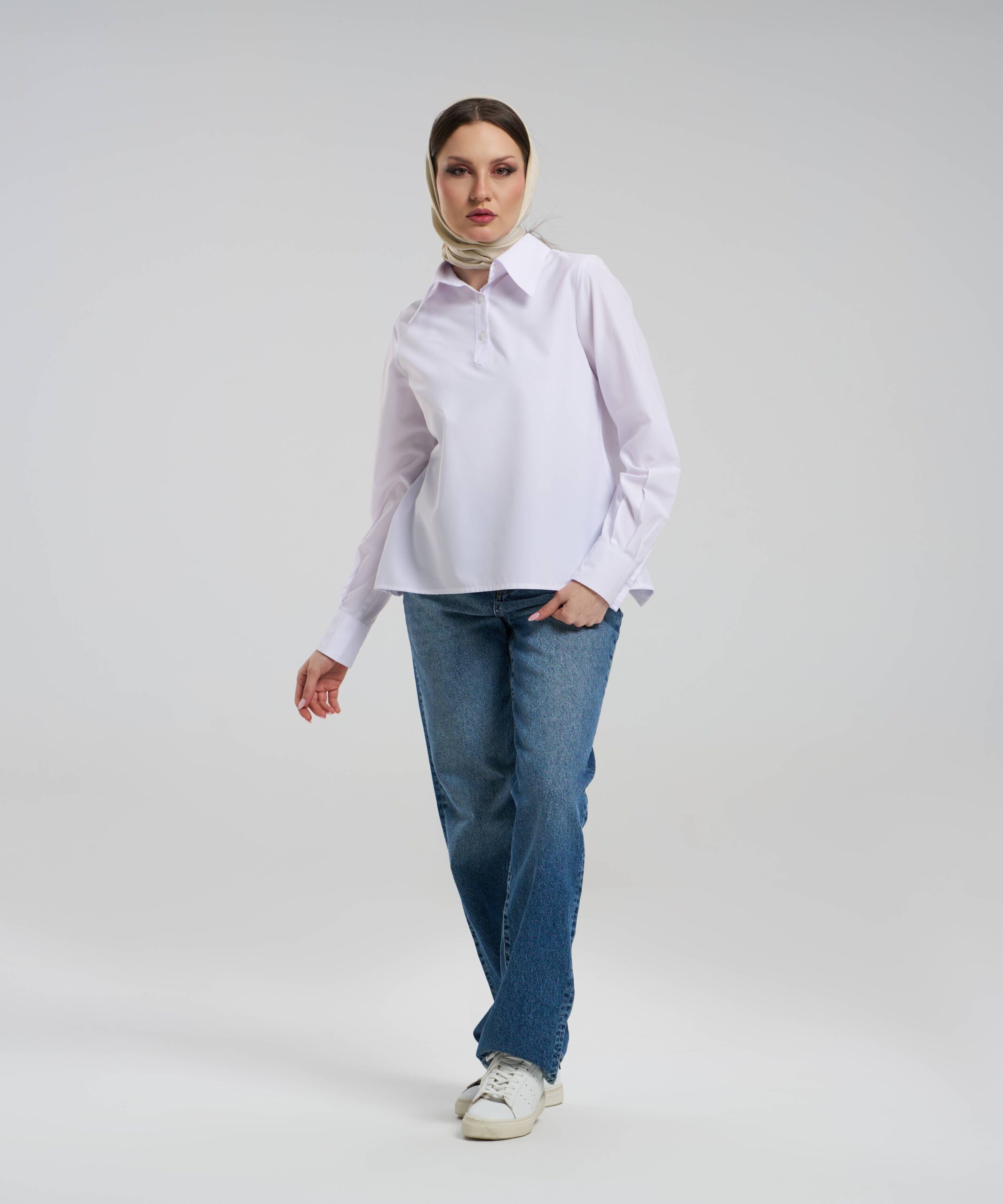 شومیز جلو بسته یقه دو تیکه پشت چاکدار